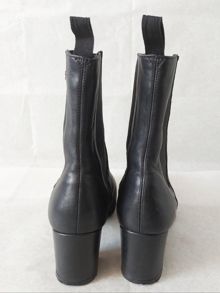 Poppy Barley Black Leather Chelsea Boots Size 6 Mid-Block Heel Pullon Casual — image 5 of 8